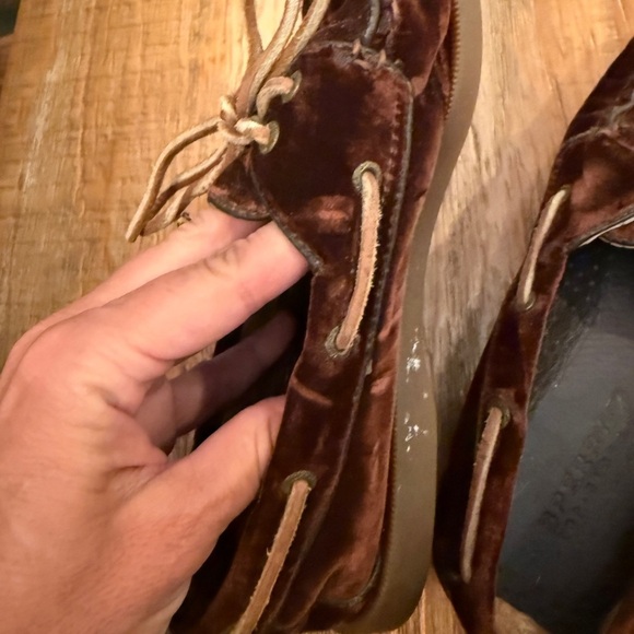 Sperry Mocha Mousse VELVET Boat Shoes with Moccasin Stitching Angler Fisherman - Picture 4 of 7